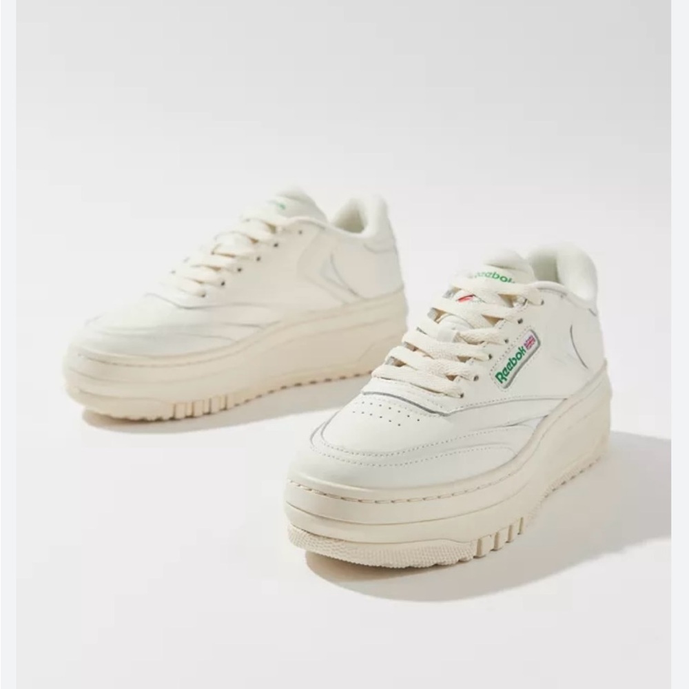 NEW Reebok Women's Off-White Sneakers